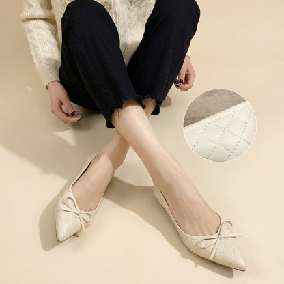 リボンモチーフ 3cm美脚パンプス