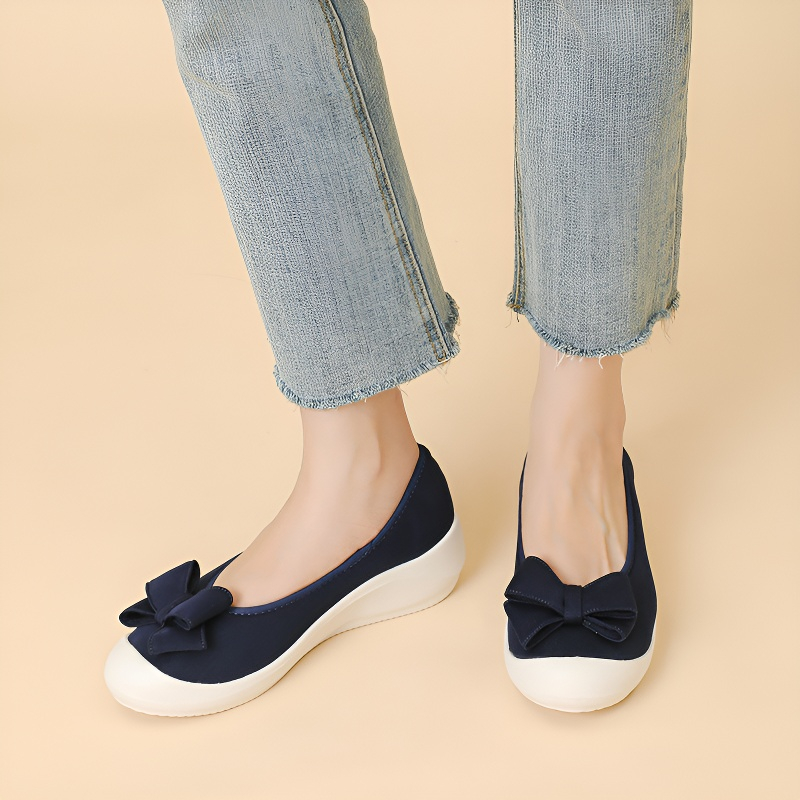 リボンモチーフ ウェッジパンプス