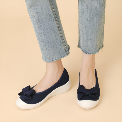 リボンモチーフ ウェッジパンプス