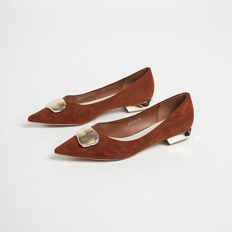 ゴールドプレート ポインテッドパンプス