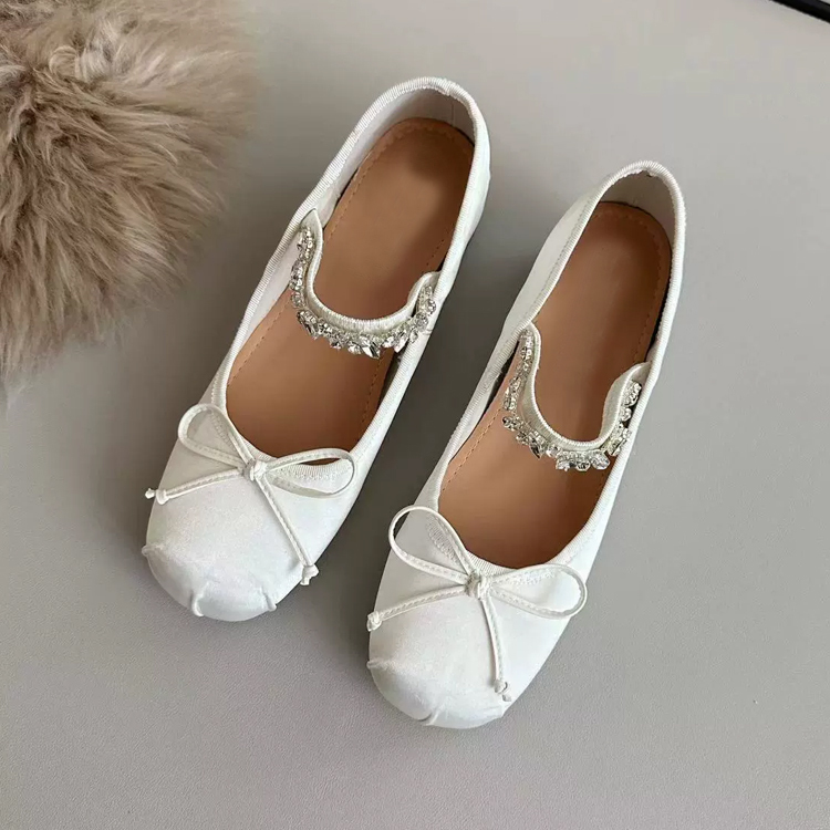 インヒール バレエシューズ レディース 羊革 4cm ヒール サテン　ホワイト