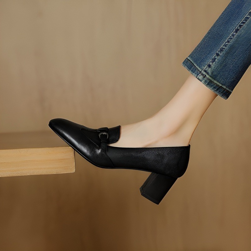 レトロ調ラウンドトゥパンプス