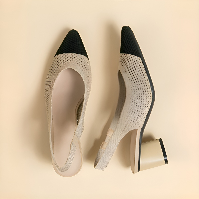 ポインテッドトゥメッシュバックストラップパンプス