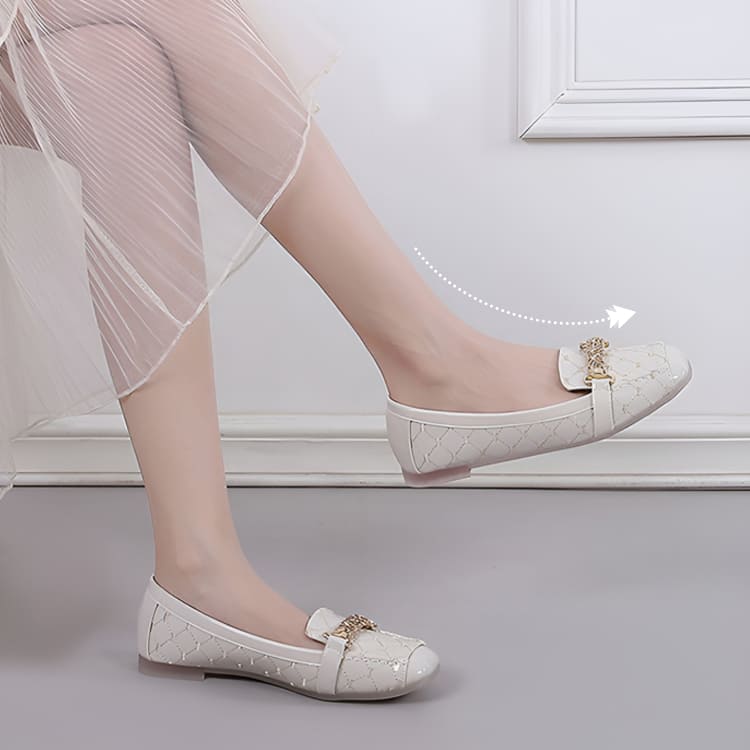 型押しエナメル チェーンビット スクエアトゥローファー