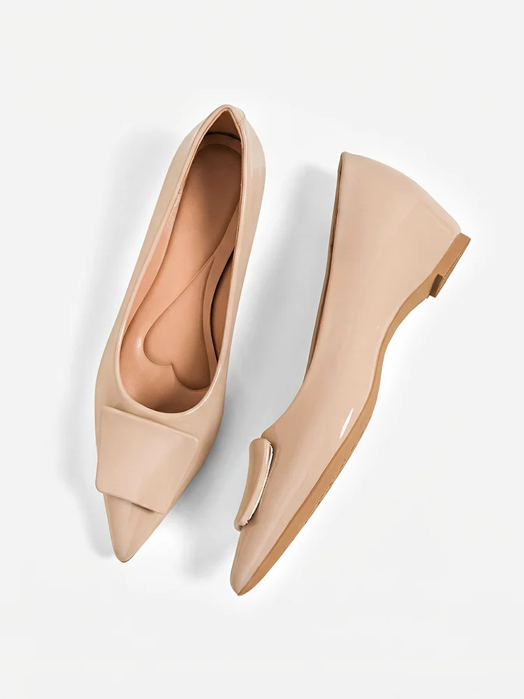 【上品な艶めき】KENPOGEN エナメルパンプス ポインテッドトゥ インヒール 4cmUP 痛くない 走れる 晴雨兼用 通勤 オフィス