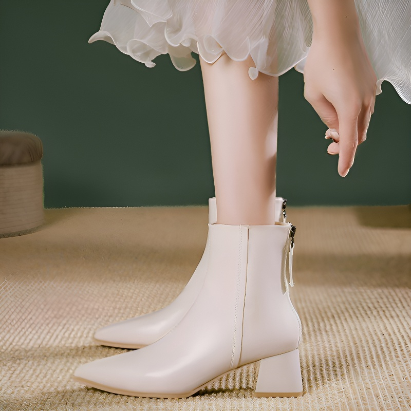 暖か裏起毛 ポインテッドトゥショートブーツ