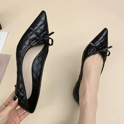 リボンモチーフ 3cm美脚パンプス