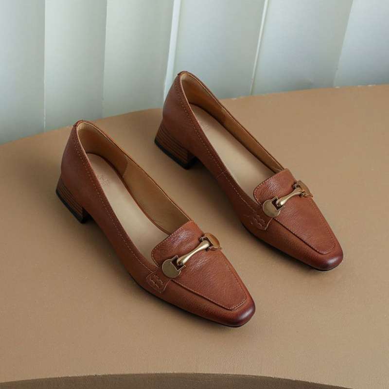 ビットローファーパンプス