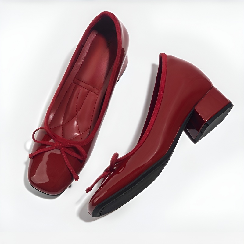 リボンモチーフ 7cmチャンキーヒールパンプス