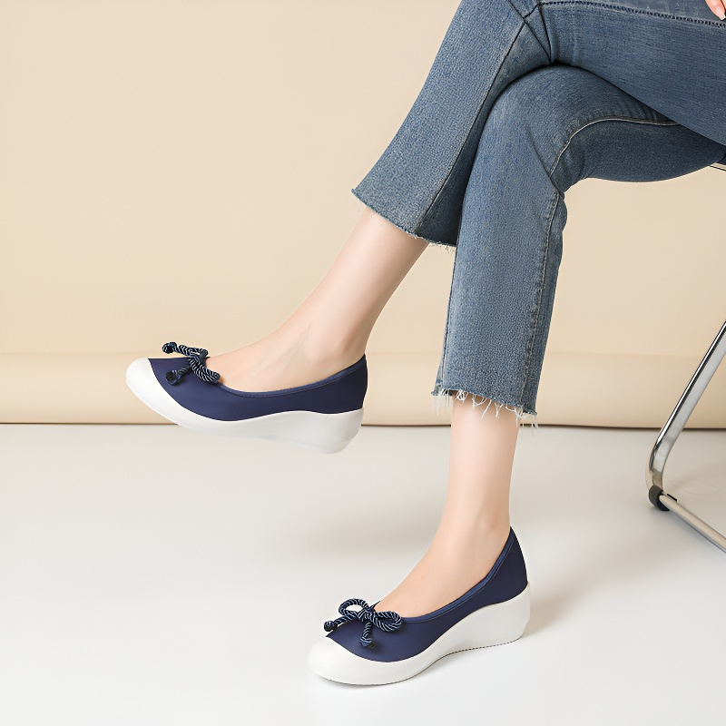 リボンモチーフ ウェッジソールパンプス