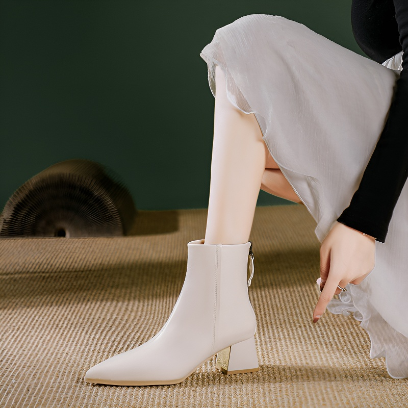 暖か裏起毛 ポインテッドトゥショートブーツ