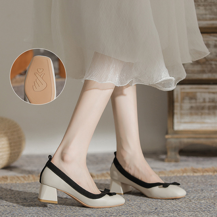 バイカラー チャンキーヒールパンプス