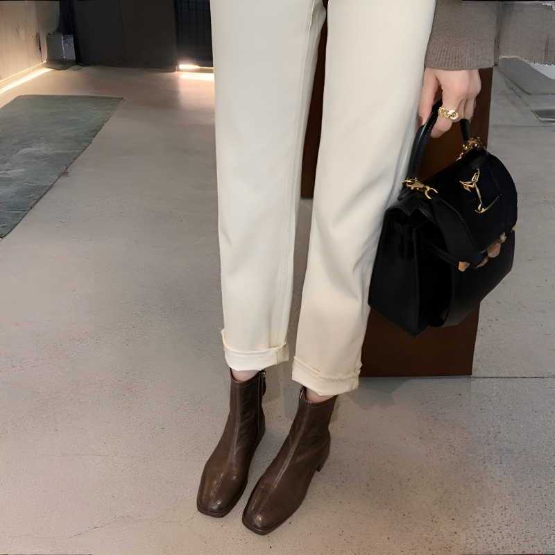 スクエアトゥ 本革ショートブーツ