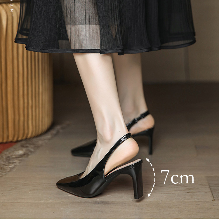 バックストラップ ハイヒールエナメルパンプス
