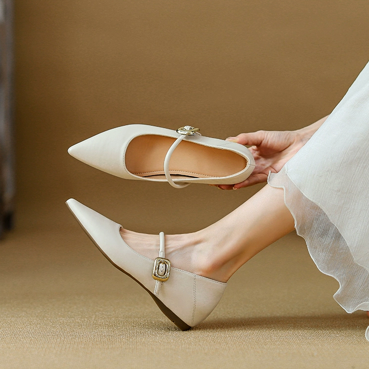 KENPOGEN メリージェーン アイボリー 白 パンプス ポインテッドトゥ 5cm インヒール 春夏 トレンド