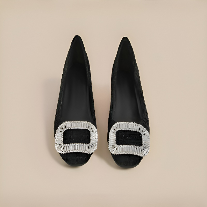 ビジューバックル 6cm美脚チャンキーヒールパンプス