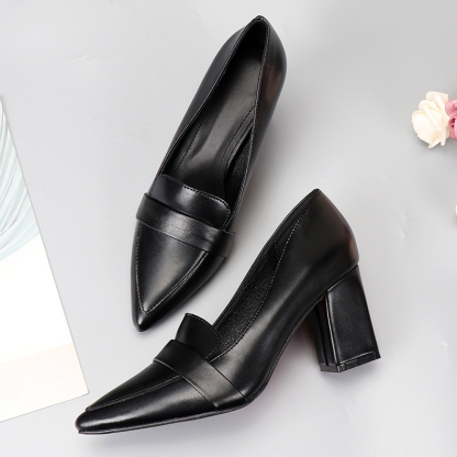 チャンキーヒールローファー