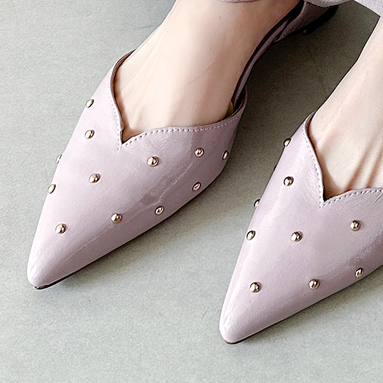 きらめきスタッズ セパレートパンプス