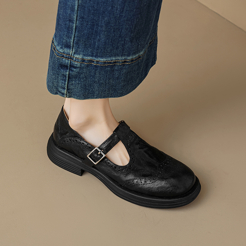 メダリオン Tストラップローファー