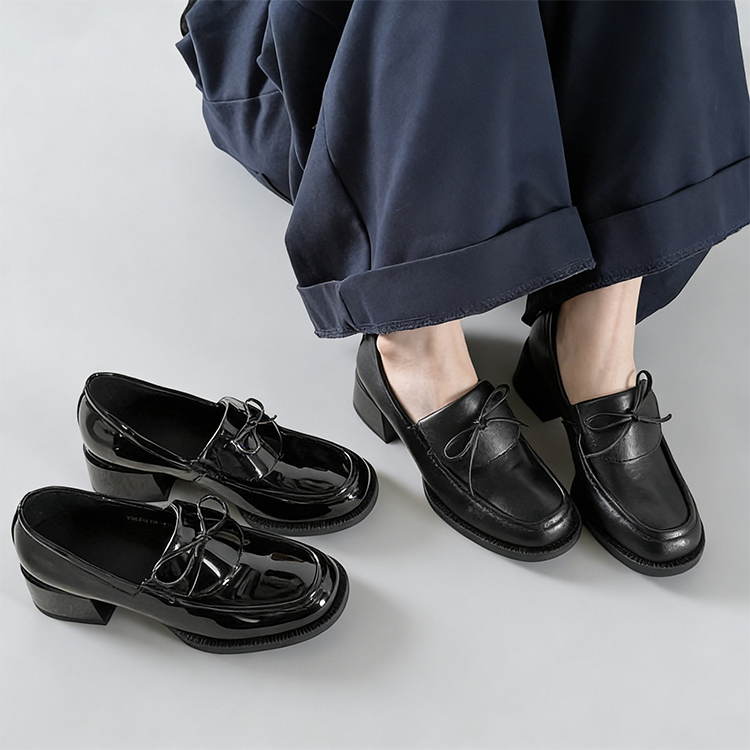 レトロモダン 美脚ローファー