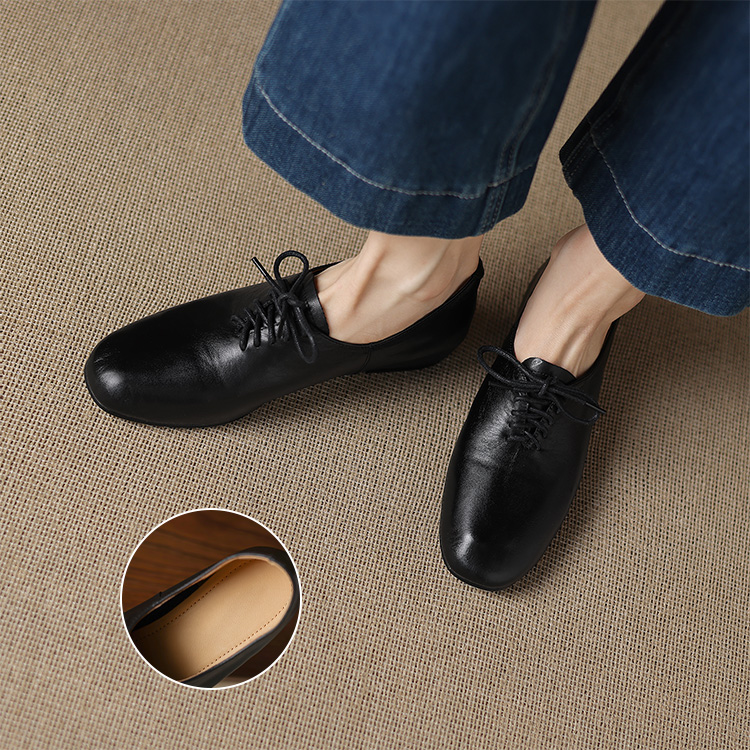 レトロスタイル 3cm美脚レースアップ