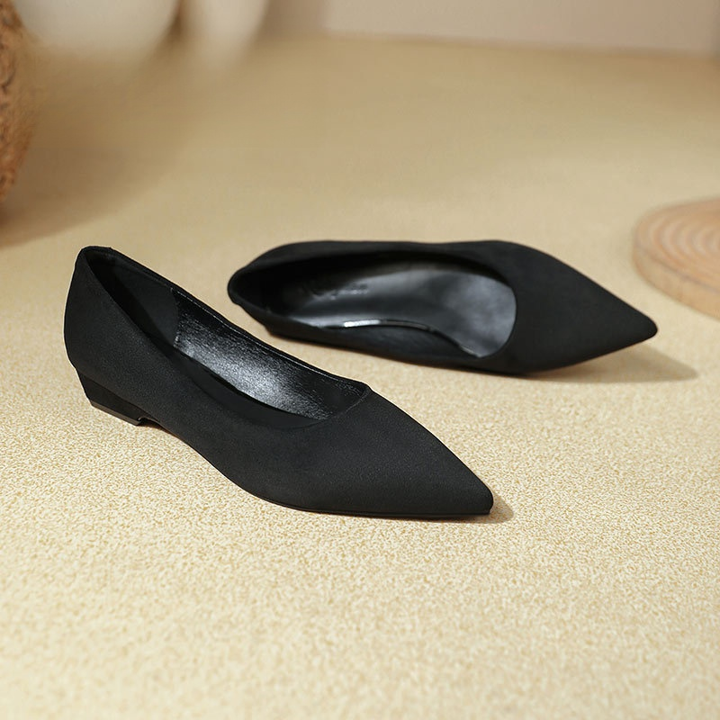 ポインテッドトゥ ウェッジソールパンプス