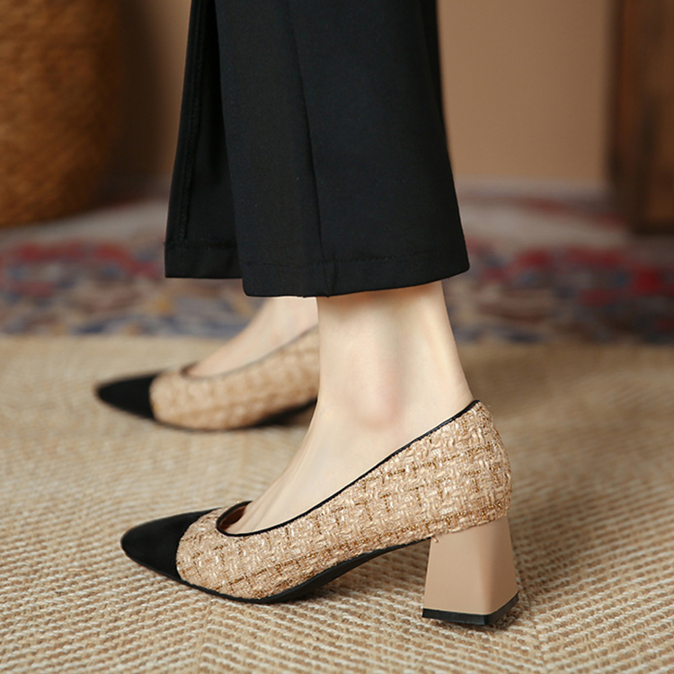 スクエアトゥ 美脚ツイードパンプス