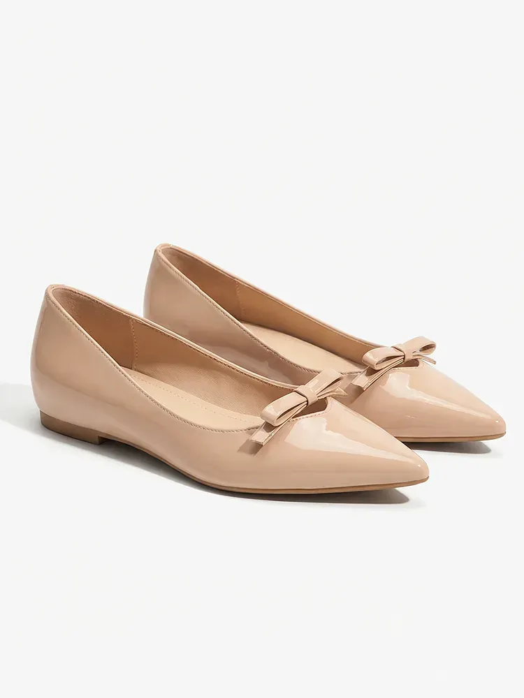 【跳べるパンプス】KENPOGEN エナメルパンプス リボン ポインテッドトゥ インヒール 5cmUP 晴雨兼用 歩きやすい 通勤 きれいめ