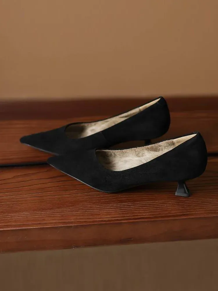 KENPOGEN ポインテッドトゥパンプス 羊革 4.5cmUP スエード調 内ボア 痛くない 歩きやすい 通勤