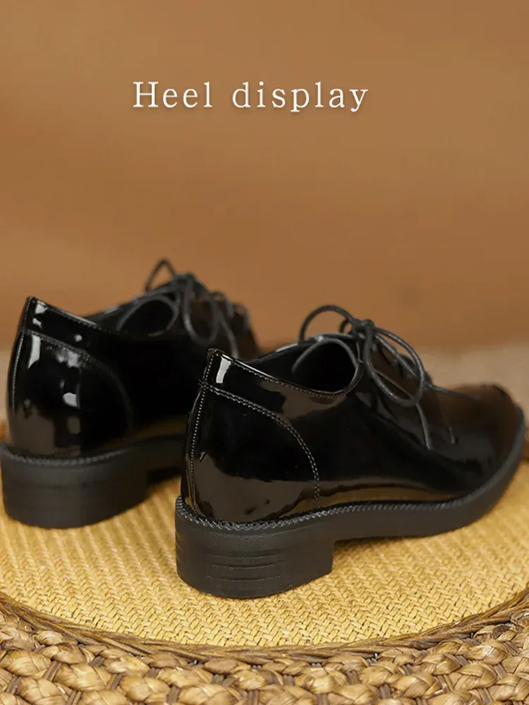 インヒール内蔵 エナメルレースアップ