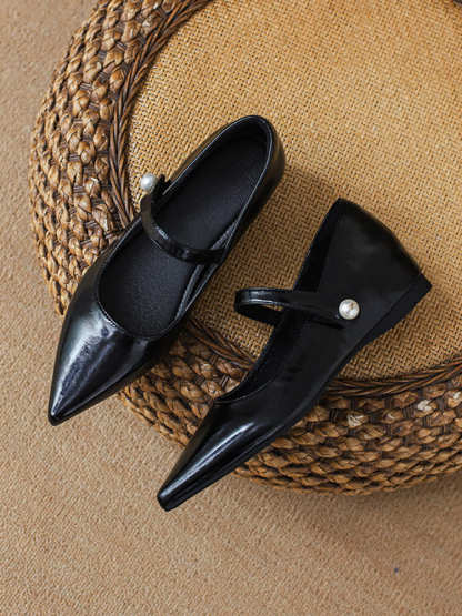 KENPOGEN ストラップパンプス インヒールパンプス ポインテッドトゥ 5cmUP パール飾り 歩きやすい