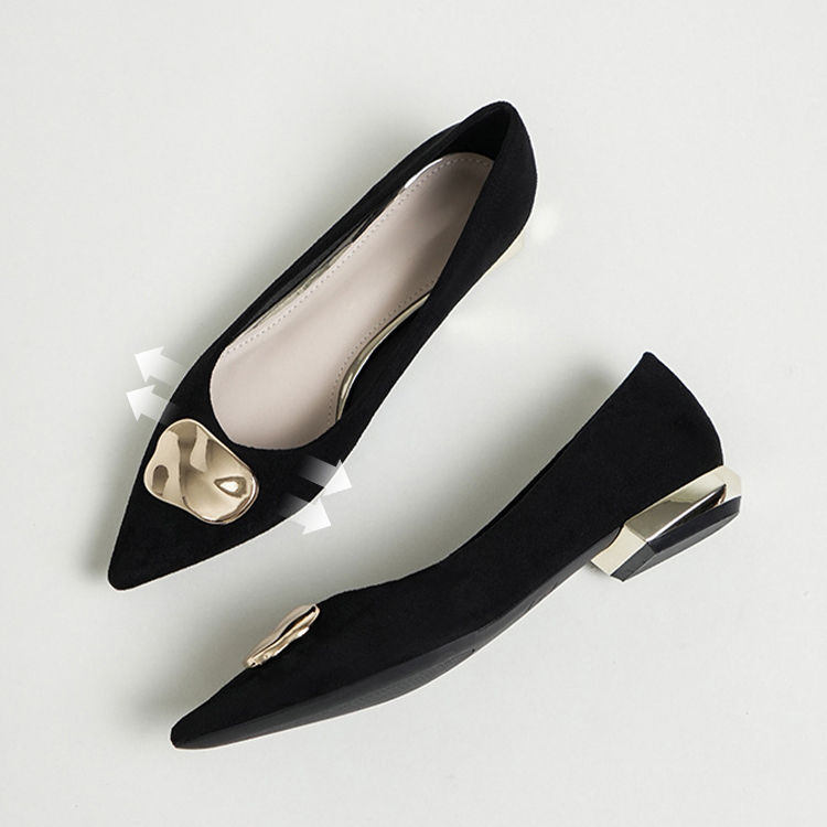 ゴールドプレート ポインテッドパンプス