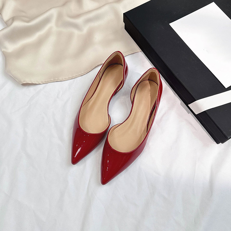 カラーエナメル 4cm美脚Vカットパンプス