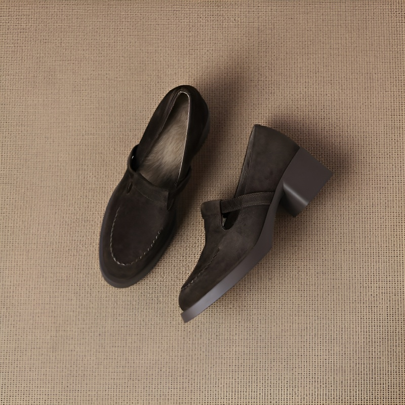 Tストラップ チャンキーヒール美脚羊革パンプス