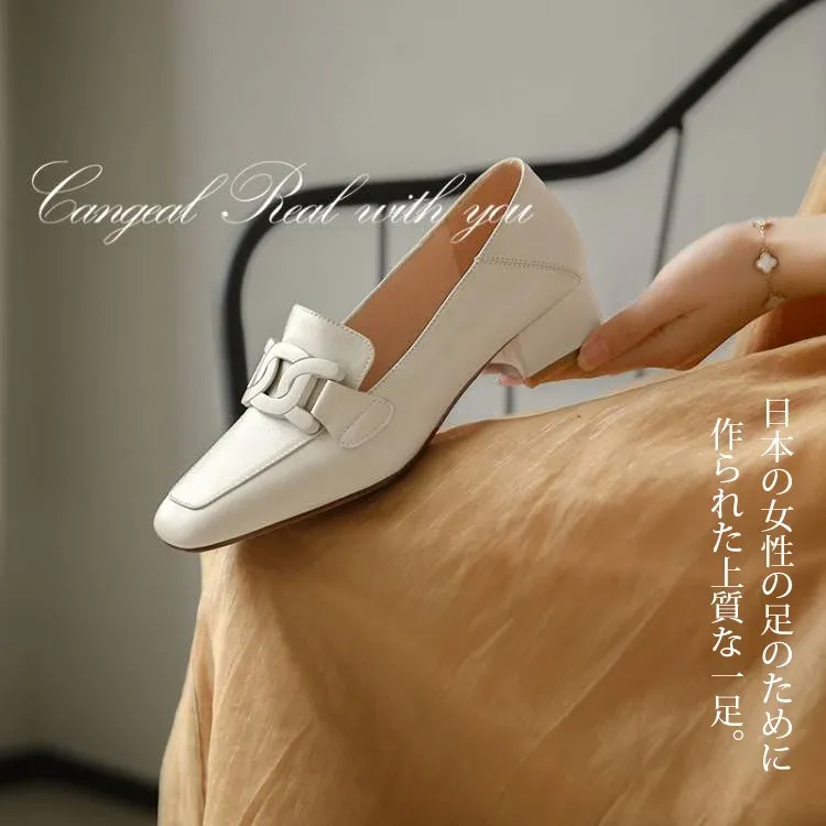 日本人女性の足のために作られたローファー 上質な白レザー商品