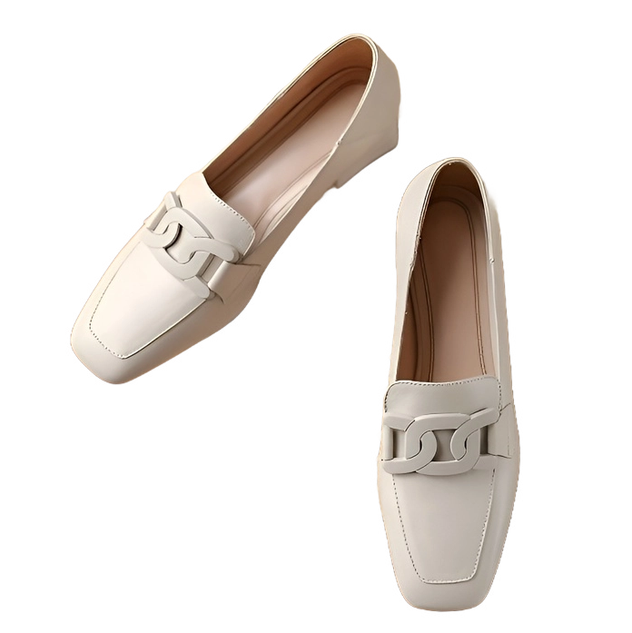 チェーンローファー