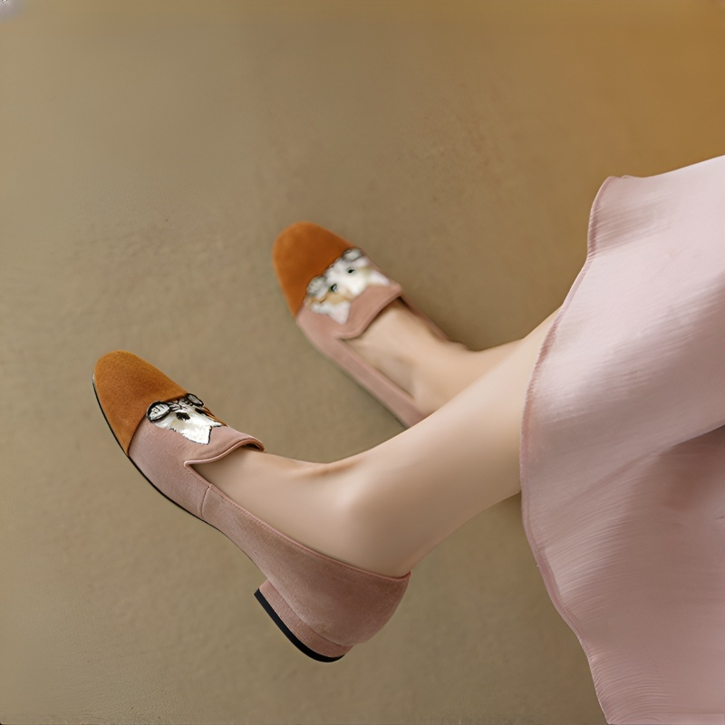 キャット刺繍 スクエアトゥスリッポン