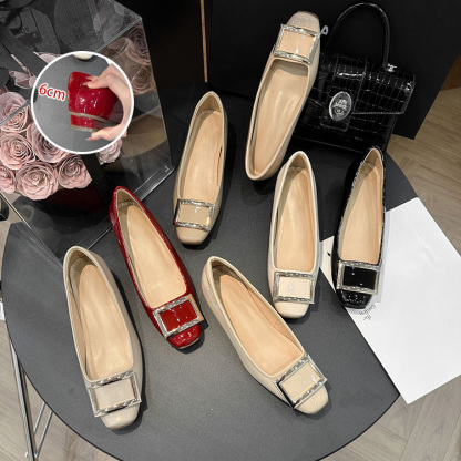 スクエアトゥ ビッグバックル 美脚パンプス