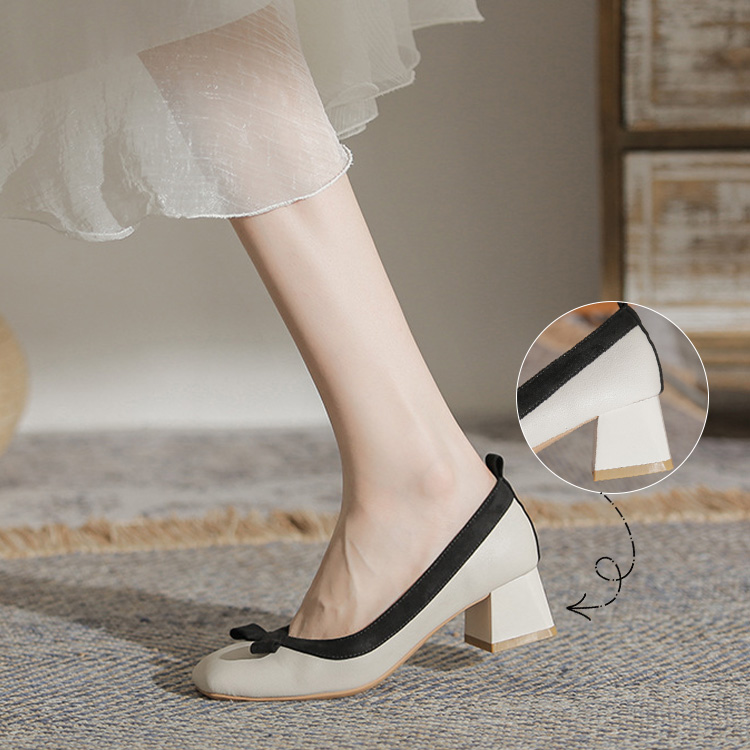 バイカラー チャンキーヒールパンプス
