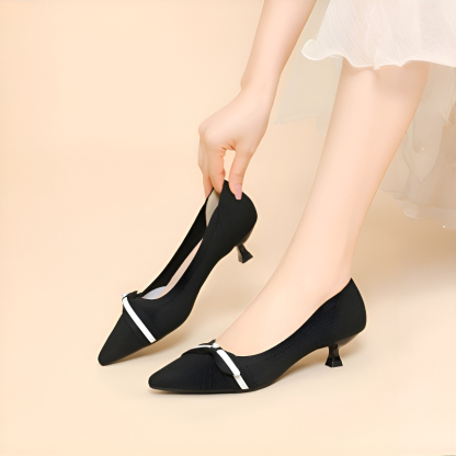 4cmヒールパールストラップニットパンプス