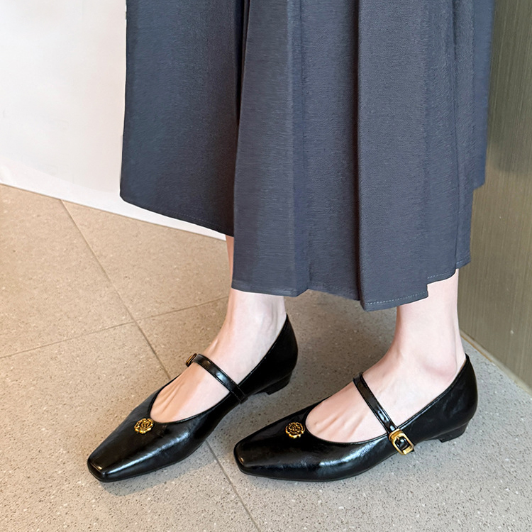 幅広4E メリージェーン お花靴 甲高 大きいサイズ