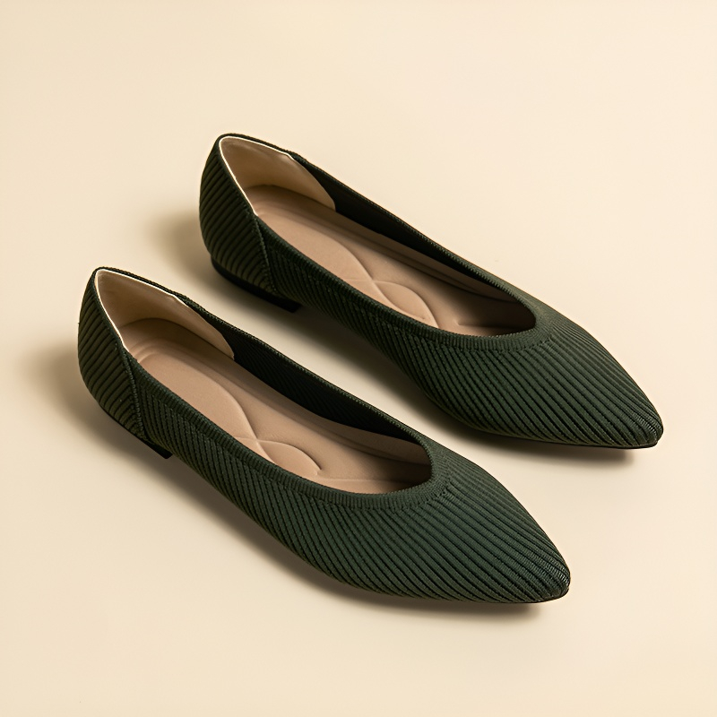 ポインテッドトゥ ニットフラットパンプス