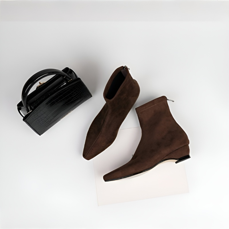 ポインテッドトゥ ストレッチブーツ