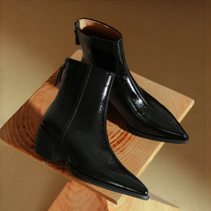 ポインテッドトゥ チャンキーヒールショートブーツ