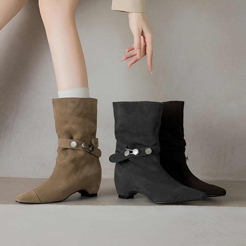 くしゅくしゅ ベルトデザイン スエードミドルブーツ