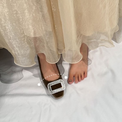 ベロア調 バックル付き5cm美脚パンプス