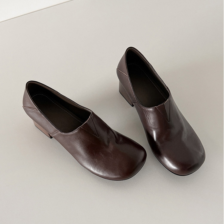 クラシカル チャンキーヒール トゥアップローファー