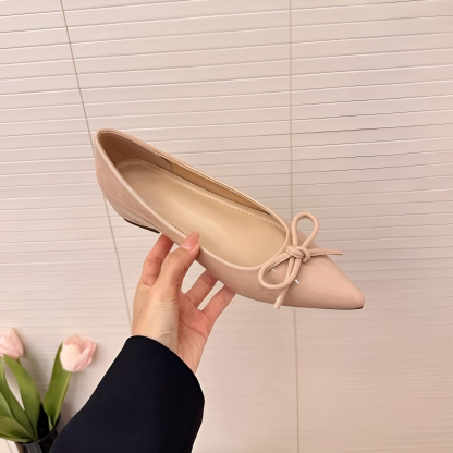 リボン付き5cm美脚ポインテッドパンプス