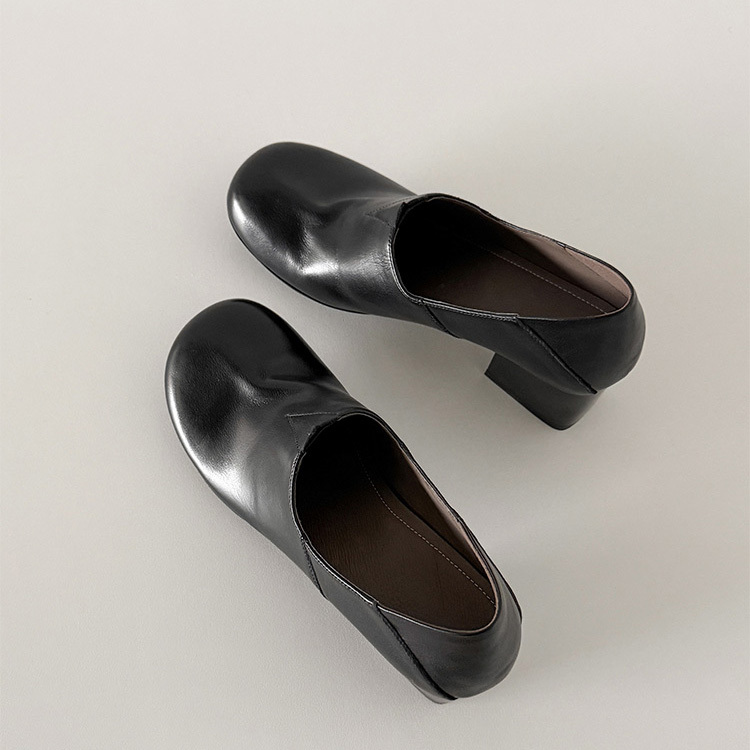 クラシカル チャンキーヒール トゥアップローファー