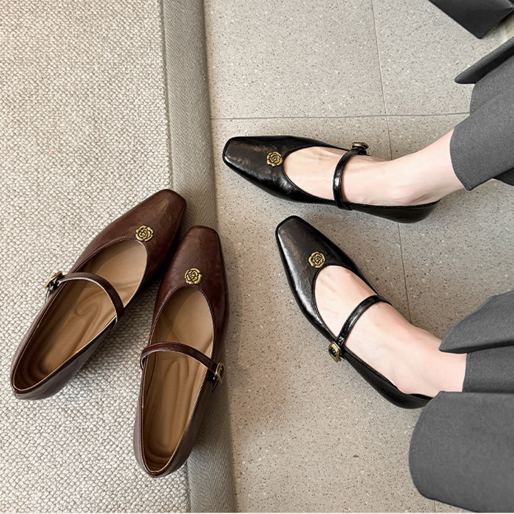 幅広4E メリージェーン お花靴 甲高 大きいサイズ